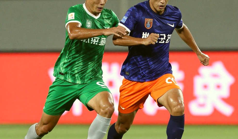 Mancini không thay hệ thống, ông thay người — và đó mới là tín hiệu thật sự trước chuyến đi Bursa